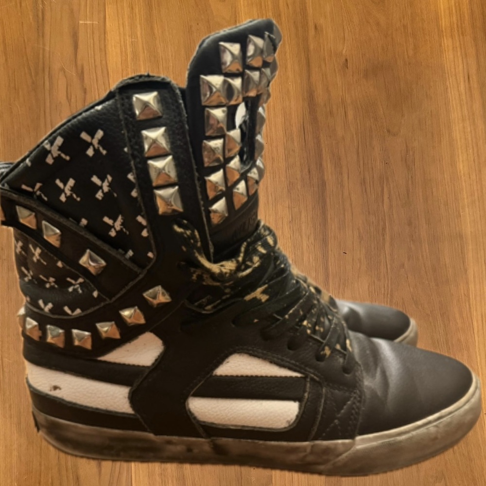 Vintage 2011 SUPRA Muska SkyTop 2 Black Flags distressed custom Studded …